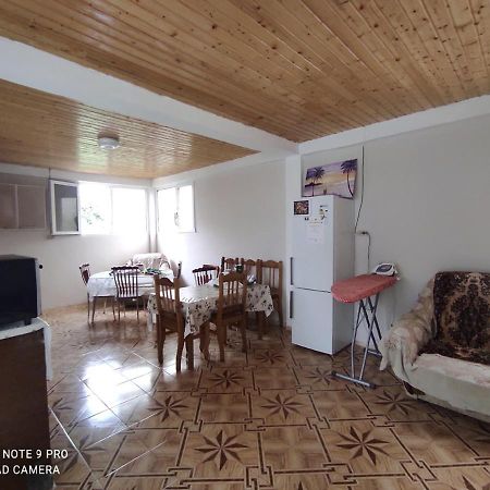 New Athos Guest House מראה חיצוני תמונה
